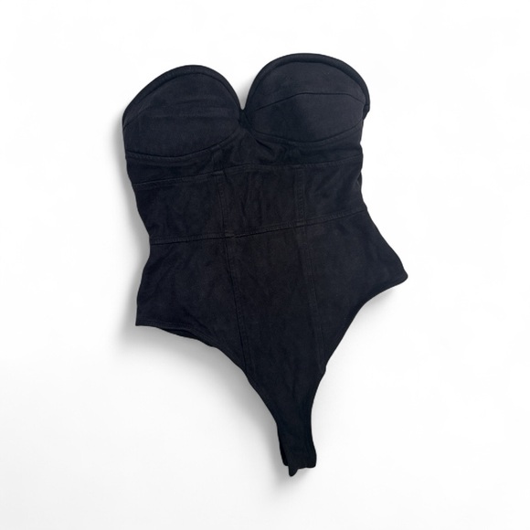 ELIGIBLE FOR GIFT W/PURCHASE - by the way. Suede Textured Strapless Bodysuit - Picture 1 of 4